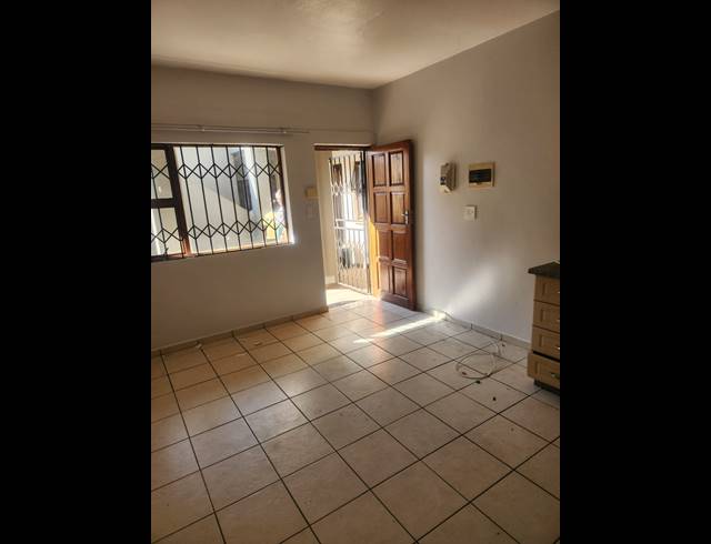 1 BEDROOM FLAT RENTED IN RICHEM